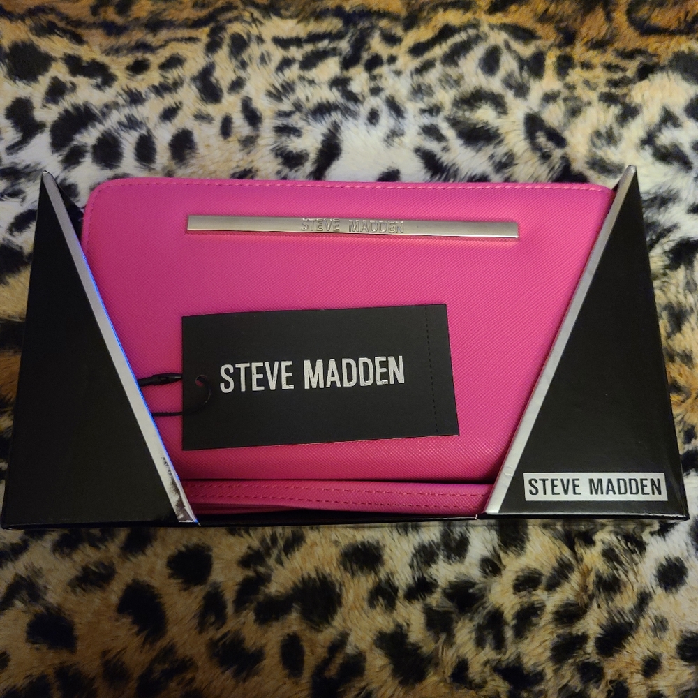 Steve Madden Wallet